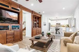 24030 Via Vizcaya, Valencia, CA 91354 - Photo 15