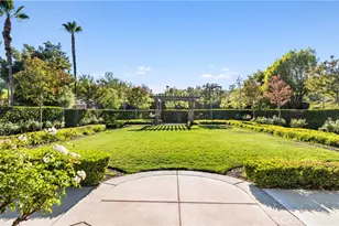 24030 Via Vizcaya, Valencia, CA 91354 - Photo 67