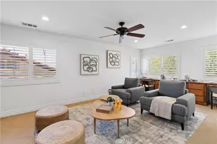 24030 Via Vizcaya, Valencia, CA 91354 - Photo 49