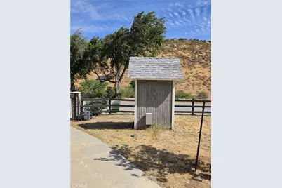 39030 Bouquet Canyon, Leona Valley, CA 93551 - Photo 65