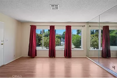 15841 Marlin Place, Lake Balboa, CA 91406 - Photo 11