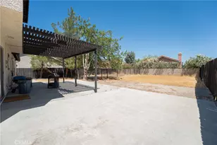5347 E Ave R 11, Palmdale, CA 93552 - Photo 27