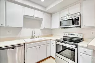 7308 Corbin Ave, Reseda, CA 91335 - Photo 5