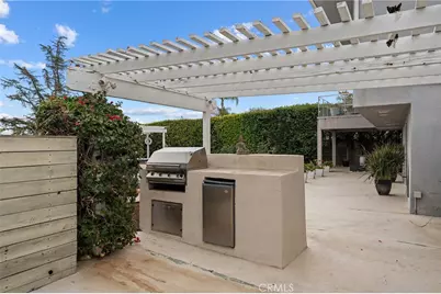 24217 Hatteras Street, Woodland Hills, CA 91367 - Photo 37