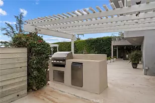 24217 Hatteras St, Woodland Hills, CA 91367 - Photo 37