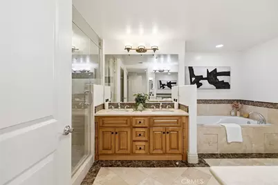 11540 Moorpark Street #401, Studio City, CA 91602 - Photo 27