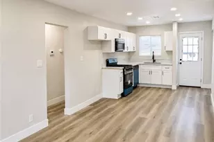 1006 6th, Bakersfield, CA 93304 - Photo 7