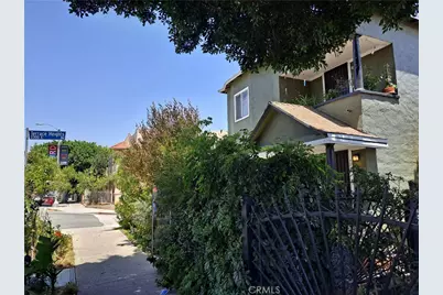 702 S Soto, Los Angeles, CA 90023 - Photo 23