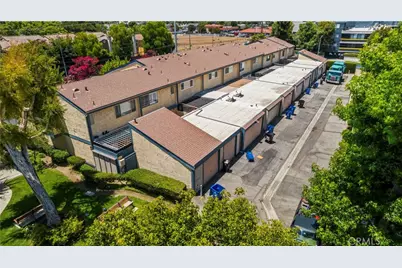 16745 Vanowen, Los Angeles, CA 91406 - Photo 5