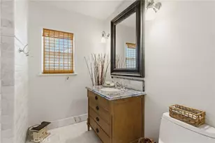 23160 Ostronic Dr, Woodland Hills, CA 91367 - Photo 15