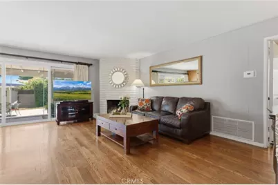 6916 Woodlake, West Hills, CA 91307 - Photo 5