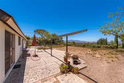 2665 Calle Limonero, Thousand Oaks, CA 91360 - Photo 19