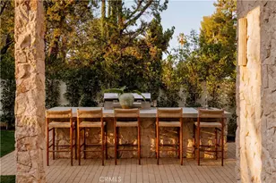 16933 Bosque Dr, Encino, CA 91436 - Photo 45