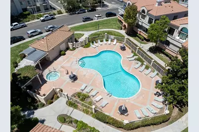 18102 Erik Court #553, Canyon Country, CA 91387 - Photo 5