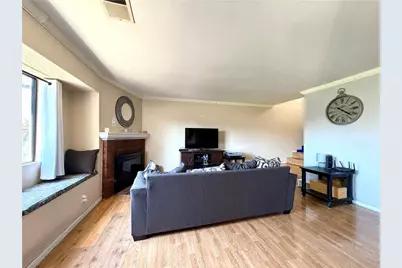 1212 S Barranca #B, Glendora, CA 91740 - Photo 3