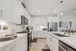 27632 Ensemble, Valencia, CA 91381 - Photo 3