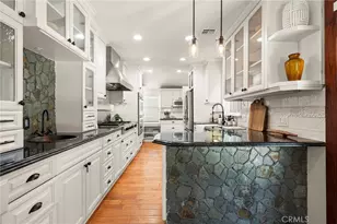 22925 Leonora, Woodland Hills, CA 91367 - Photo 5