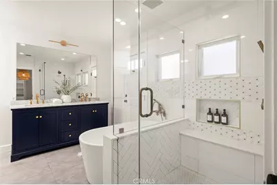 22925 Leonora, Woodland Hills, CA 91367 - Photo 9