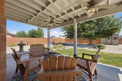 17164 Schollview, Lake Los Angeles, CA 93591 - Photo 21