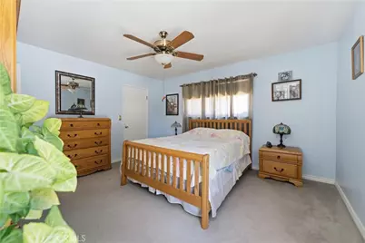 17164 Schollview, Lake Los Angeles, CA 93591 - Photo 19