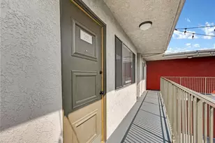 525 S Shelton St, Burbank, CA 91506 - Photo 3