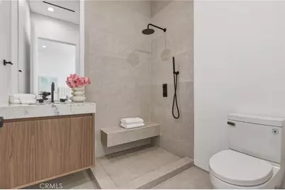 22816 Erwin, Woodland Hills, CA 91367 - Photo 37