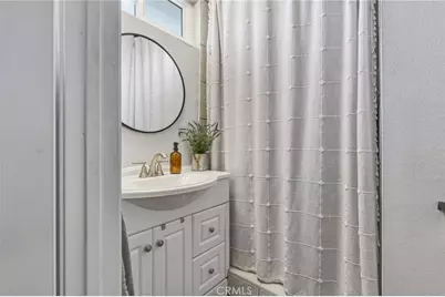 8927 Cedros #14, Panorama City, CA 91402 - Photo 23