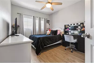 8927 Cedros #14, Panorama City, CA 91402 - Photo 17