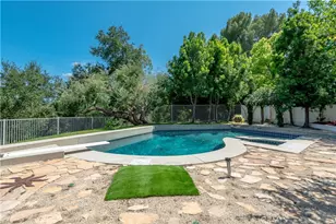 23216 Park Esperanza, Calabasas, CA 91302 - Photo 23
