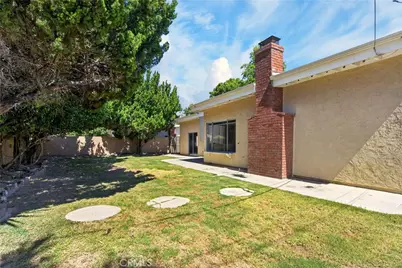 19448 Blythe, Reseda, CA 91335 - Photo 37