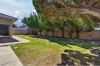 19448 Blythe, Reseda, CA 91335 - Photo 33