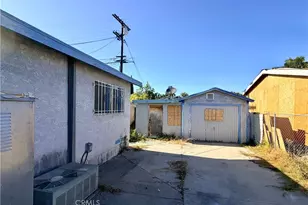 1223 W 69th, Los Angeles, CA 90044 - Photo 17