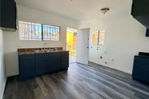 1223 W 69th, Los Angeles, CA 90044 - Photo 5