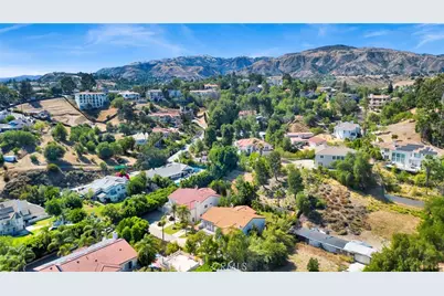 11528 Jenny Lane, Granada Hills, CA 91344 - Photo 59