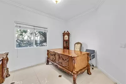 7521 E Hollow Oak Road, Anaheim, CA 92808 - Photo 23
