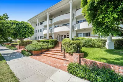521 Montana Avenue #211, Santa Monica, CA 90403 - Photo 1