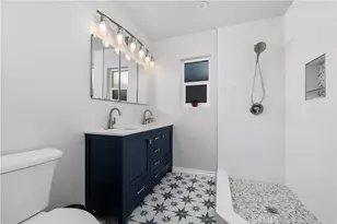3300 W Chandler Blvd, Burbank, CA 91505 - Photo 17