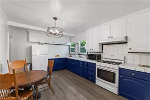 3300 W Chandler Blvd, Burbank, CA 91505 - Photo 9