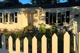1504 W Chandler Blvd, Burbank, CA 91506 - Photo 1