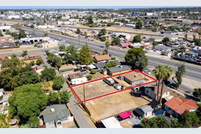 1115 19 St, Bakersfield, CA 93305 - Photo 31