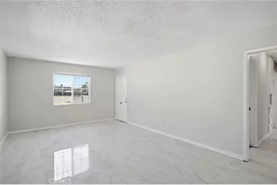 1115 19 St, Bakersfield, CA 93305 - Photo 7