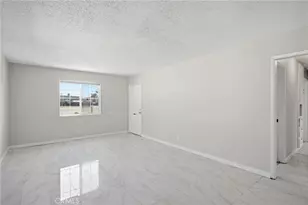 1115 19 St, Bakersfield, CA 93305 - Photo 7