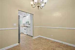 21019 Gresham St, Canoga Park, CA 91304 - Photo 5