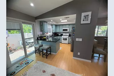 26341 Rainbow Glen Drive, Newhall, CA 91321 - Photo 7