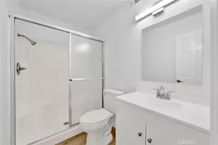 25027 Peachland Ave, Newhall, CA 91321 - Photo 17