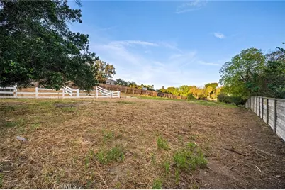 9812 Kentland Avenue, Chatsworth, CA 91311 - Photo 17