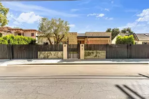 12142 Emelita St, Valley Village, CA 91607 - Photo 5