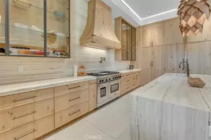 12142 Emelita St, Valley Village, CA 91607 - Photo 33