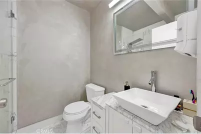 249 Zerr Court, Glendale, CA 91206 - Photo 11