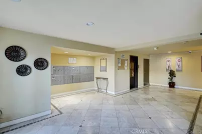 20327 Saticoy #309, Winnetka, CA 91306 - Photo 5
